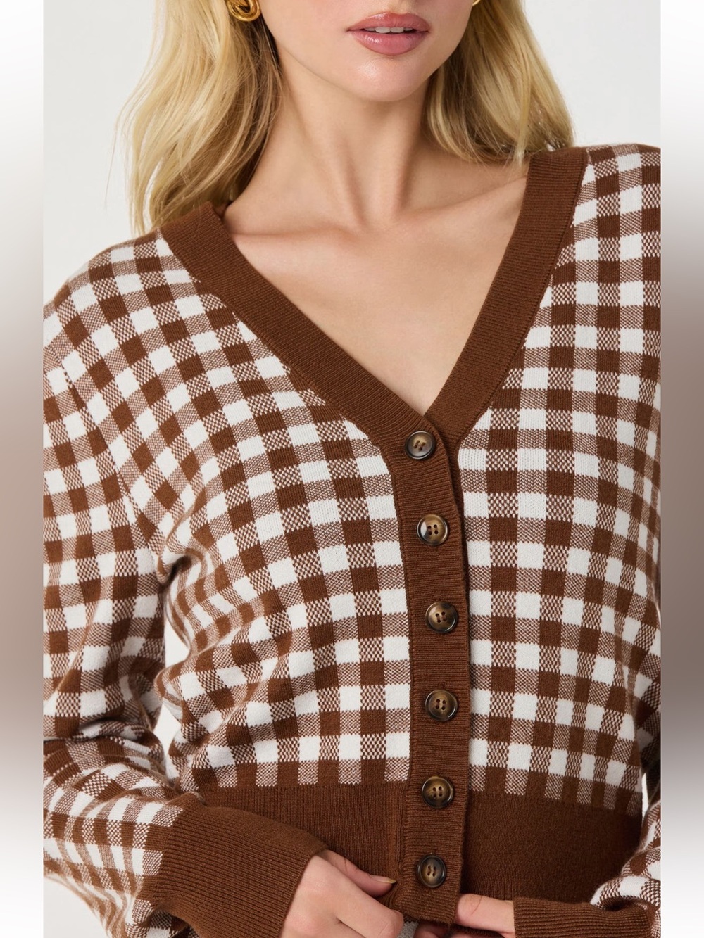 ASTR Brown & White Gingham Button-Front Sweater